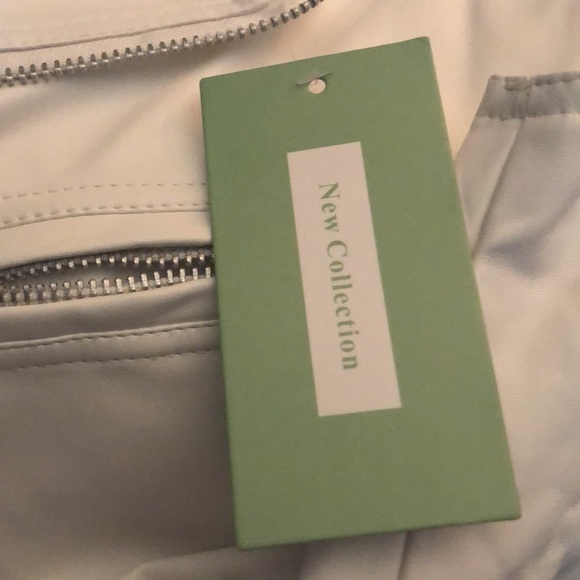 Women vest - Picture 2 of 3